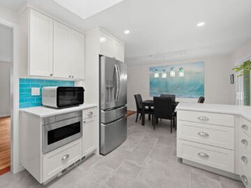 Coastal contemporary kitchen remodel in Corvallis