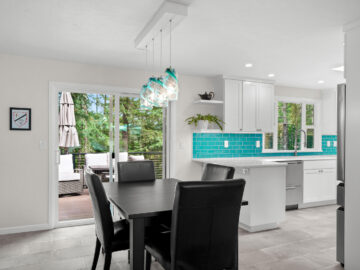 Coastal contemporary kitchen and dining remodel in Corvallis
